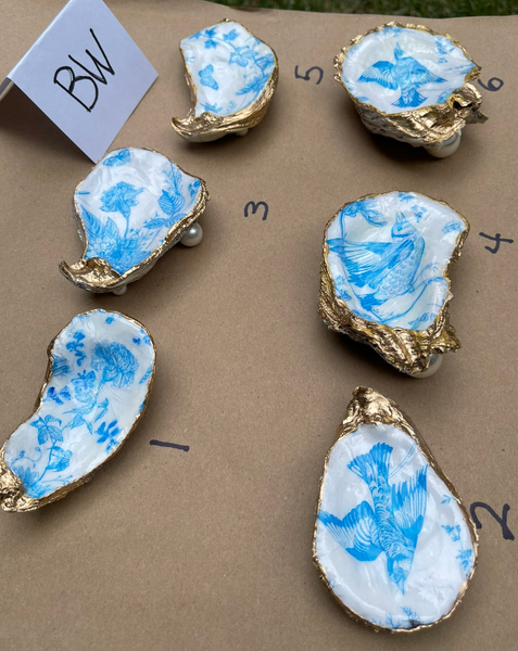 Oyster Trinket Dish (Blue & White)